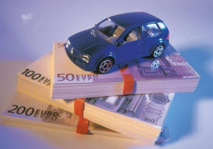 前夫贷款买豪车让离婚女欠款120万，夫妻债务一方不知情怎么办？